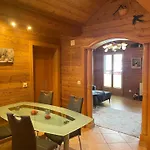 Diana Apartment *
